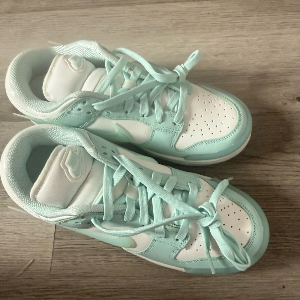 Nike Dunk Women's Fresh Jade Ice Tiffany Blue Sneakers size 8 (6.5M) - Picture 9 of 11